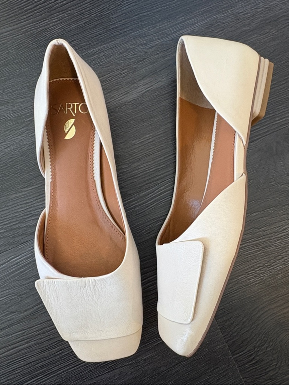 SARTO leather Cream Square-Toe Womens Flats - Elegant Slip-On Loafers 8.5 NEW
